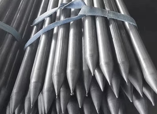 新建钢花管